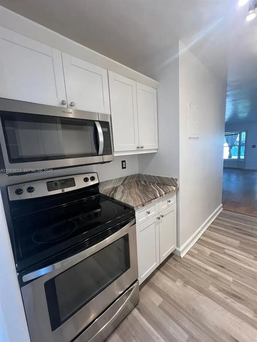 4517 NE 21st Ave # 2, Fort Lauderdale FL 33308 photo 3