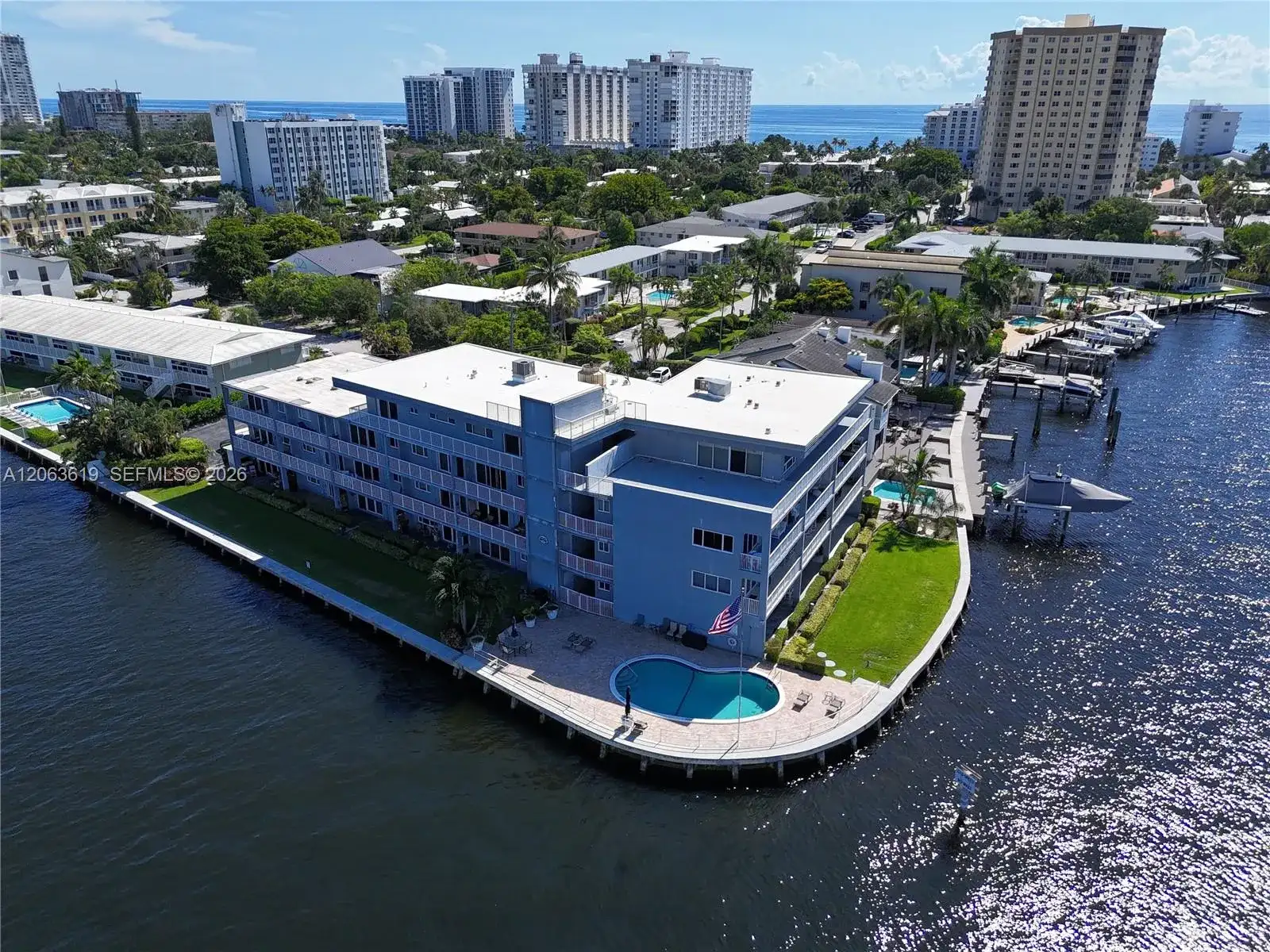 1201 S Riverside Dr # 301, Pompano Beach FL 33062 photo 2