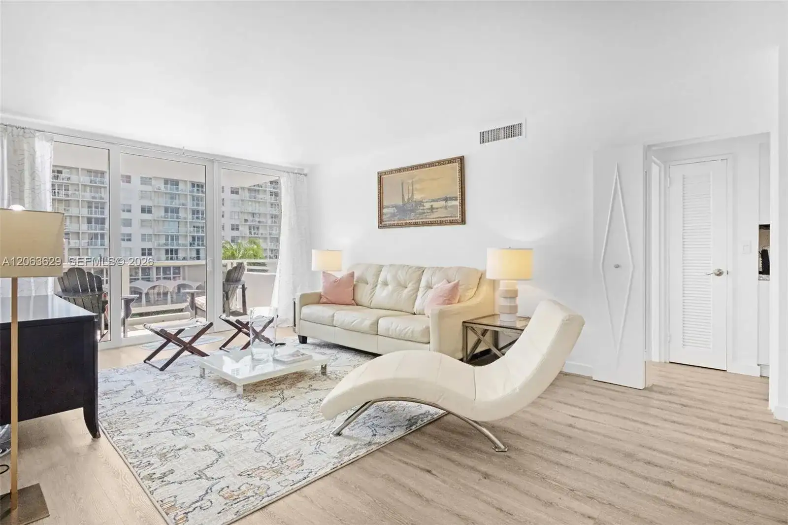 5700 Collins Ave # 4C, Miami Beach FL 33140 photo 5