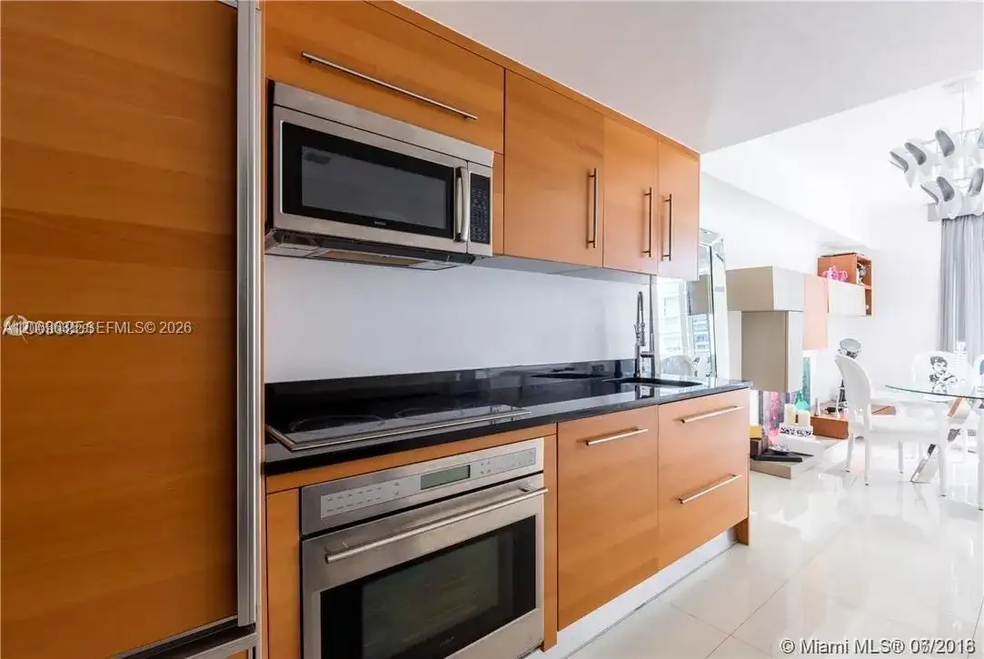 465 Brickell Ave # 604, Miami FL 33131 photo 4