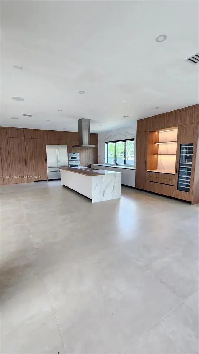 17510 SW 48 St., Southwest Ranches FL 33331
