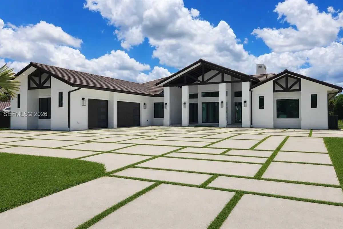 17510 SW 48 St., Southwest Ranches FL 33331