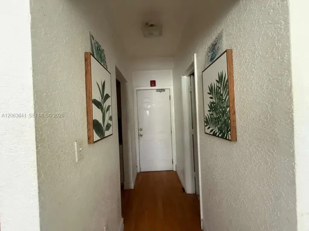 1 bath Residential for sale at 820 Euclid Ave # 206, Miami Beach FL 33139