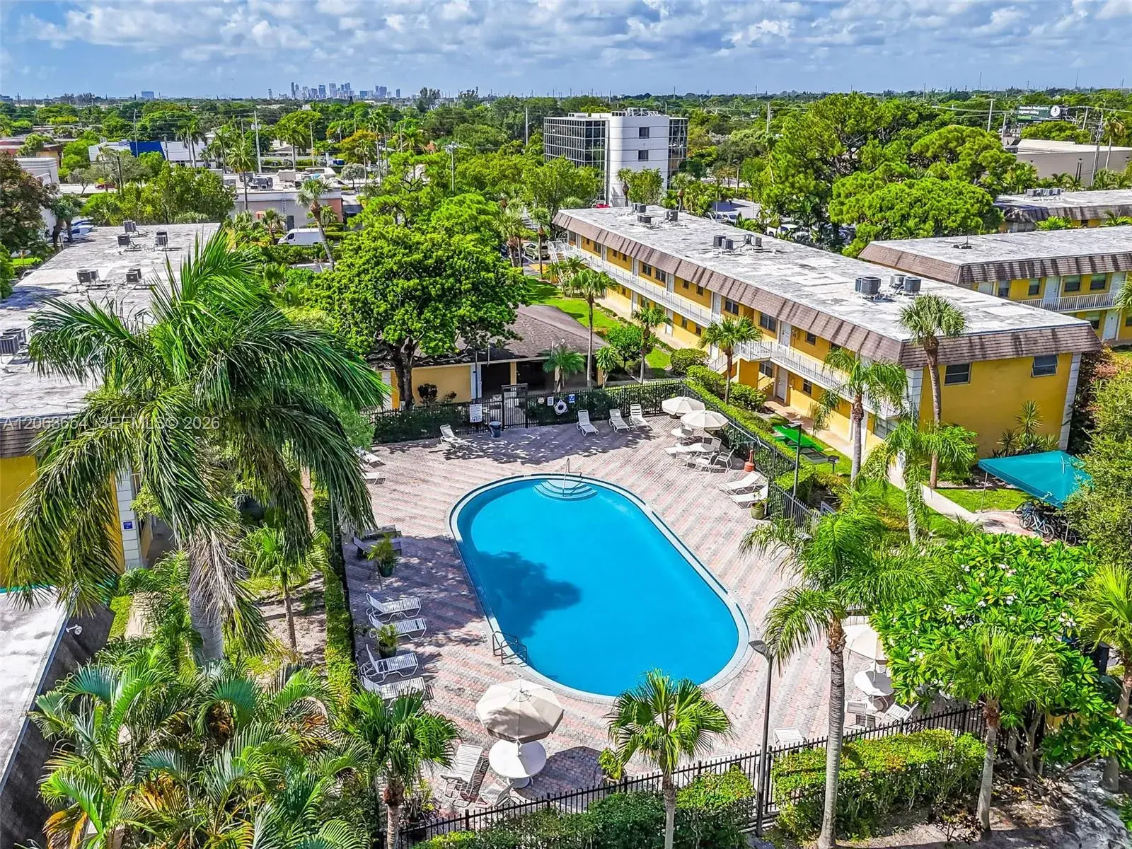 5168 NE 6th Ave # 416, Oakland Park FL 33334