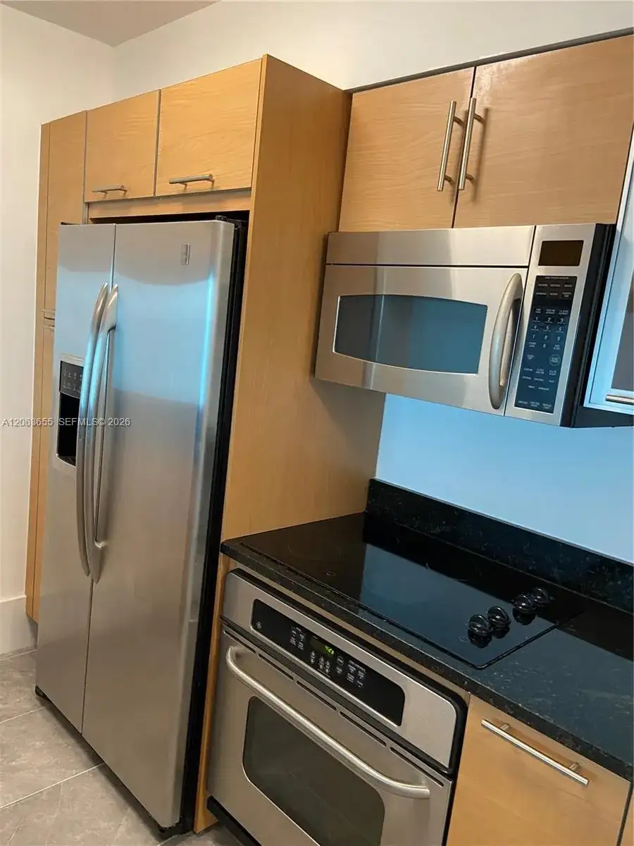 31 SE 5th St # 2103, Miami FL 33131 photo 5