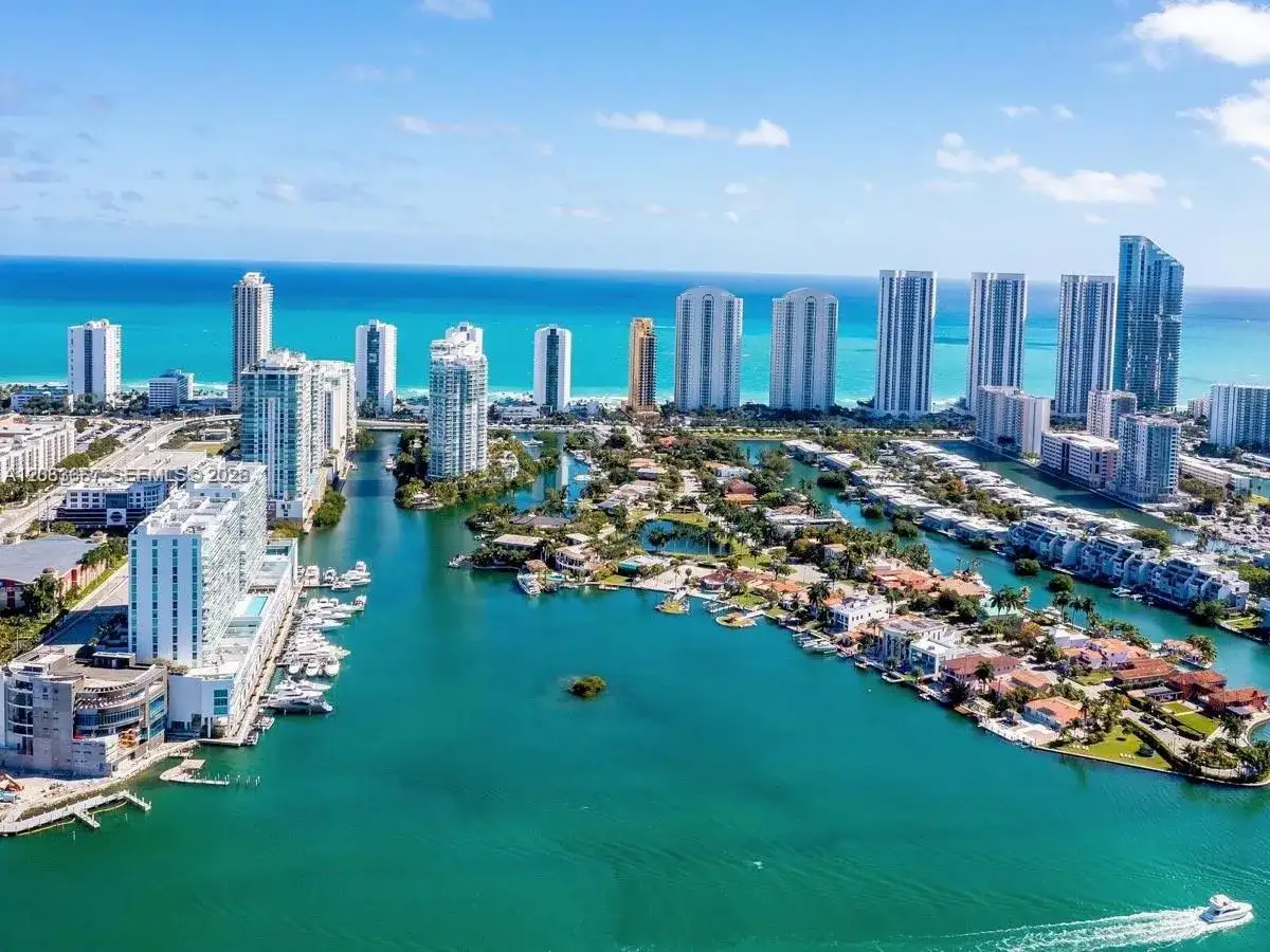 400 Sunny Isles Blvd # 1401, Sunny Isles Beach FL 33160 photo 2