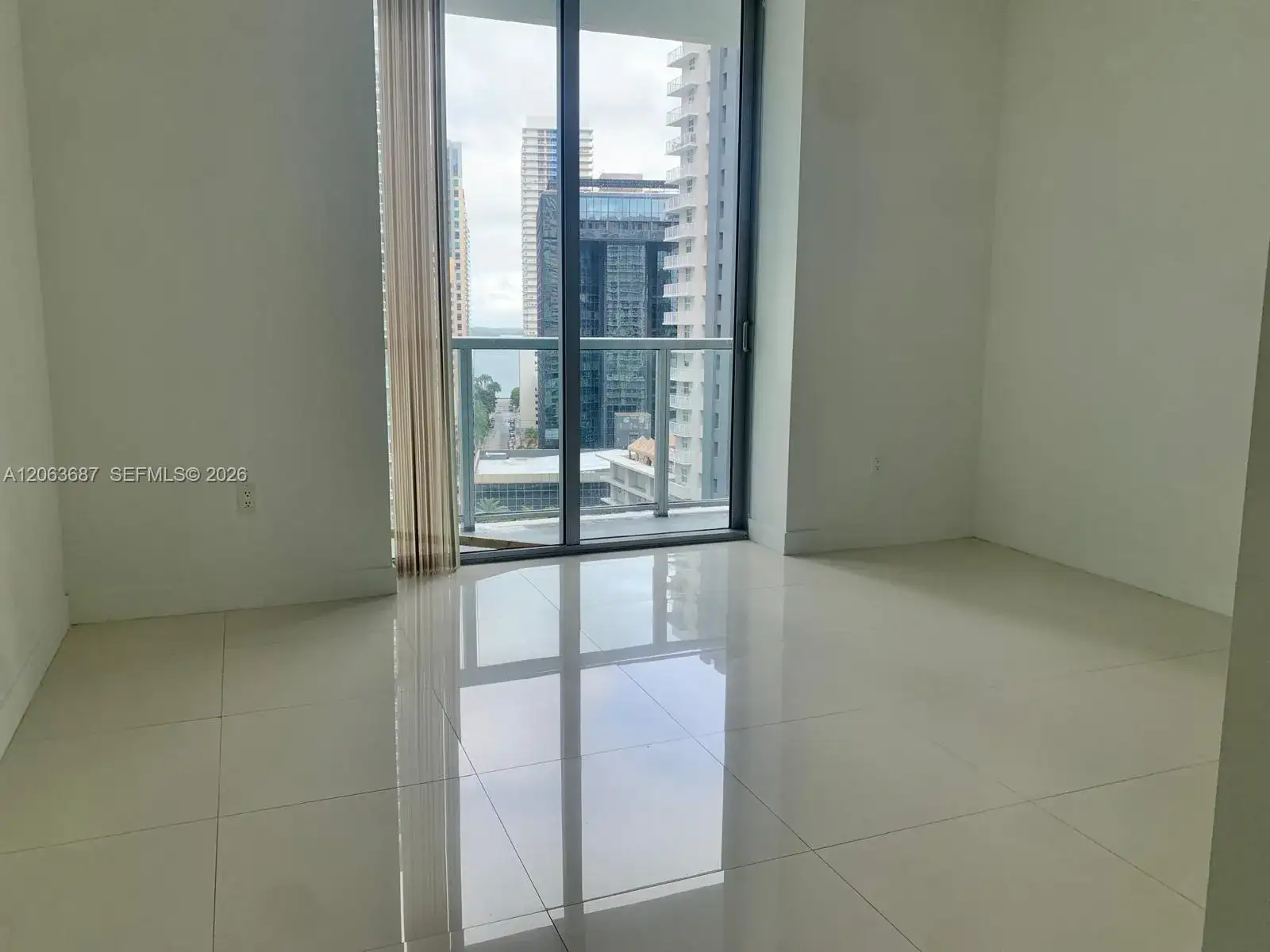 79 SW 12 ST # 1707, Miami FL 33130 photo 5