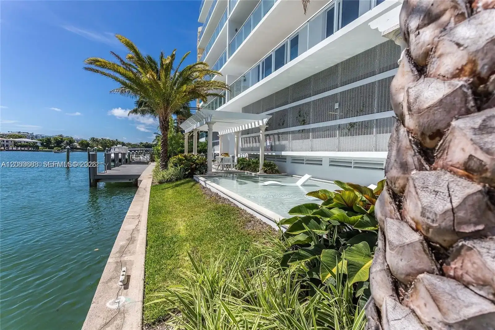 9821 E Bay Harbor Dr # 706, Bay Harbor Islands FL 33154