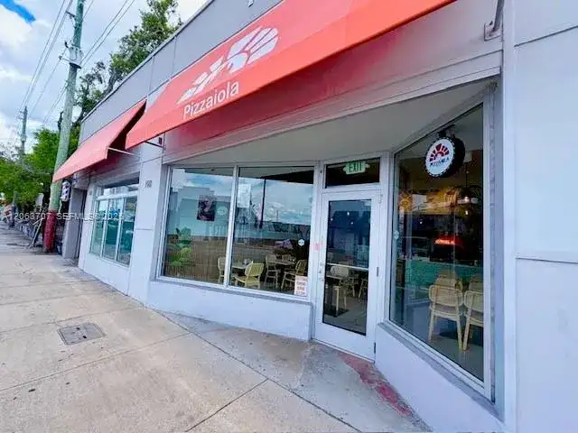 190 NW 36th St, Miami FL 33127 photo 2