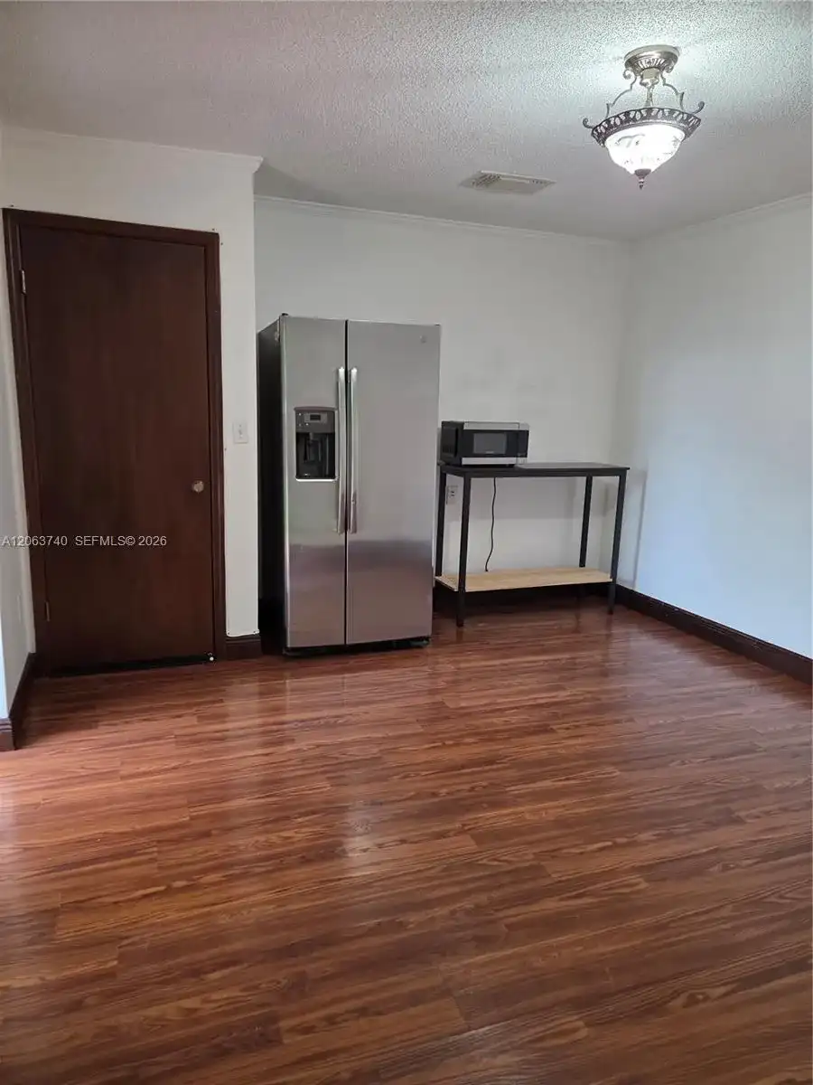 19632 SW 123rd Ave # 2, Miami FL 33177