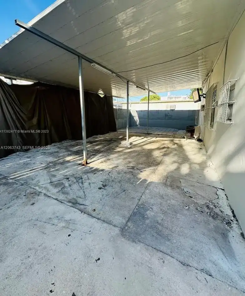 2215 NW 33rd St, Miami FL 33142 photo 5