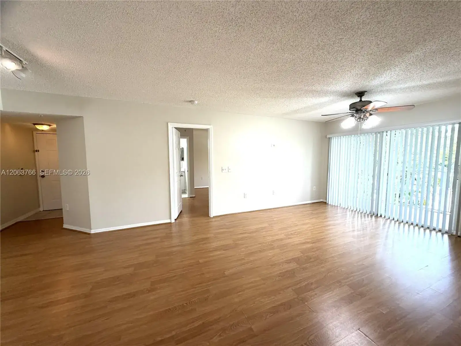 5045 Wiles Rd # 201, Coconut Creek FL 33073 photo 3