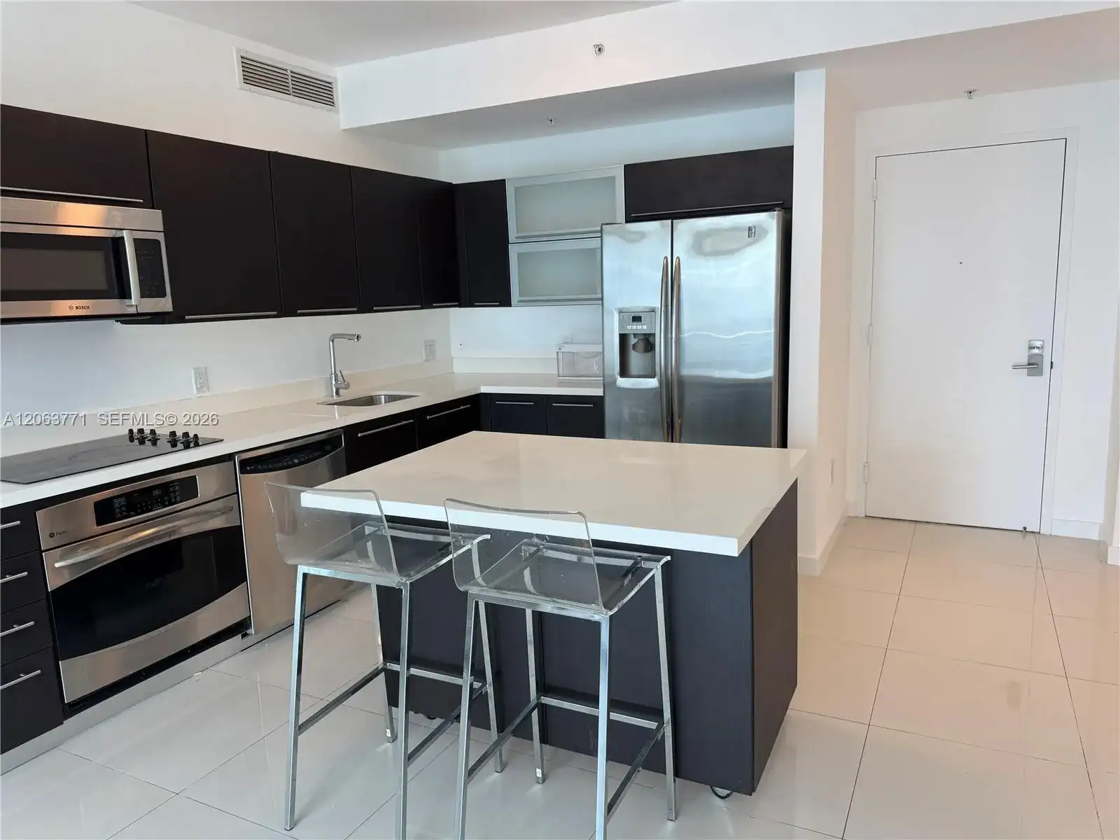 90 SW 3rd St # 2314, Miami FL 33130 photo 2