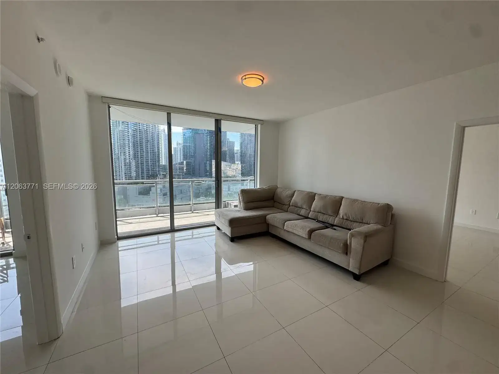 90 SW 3rd St # 2314, Miami FL 33130 photo 5