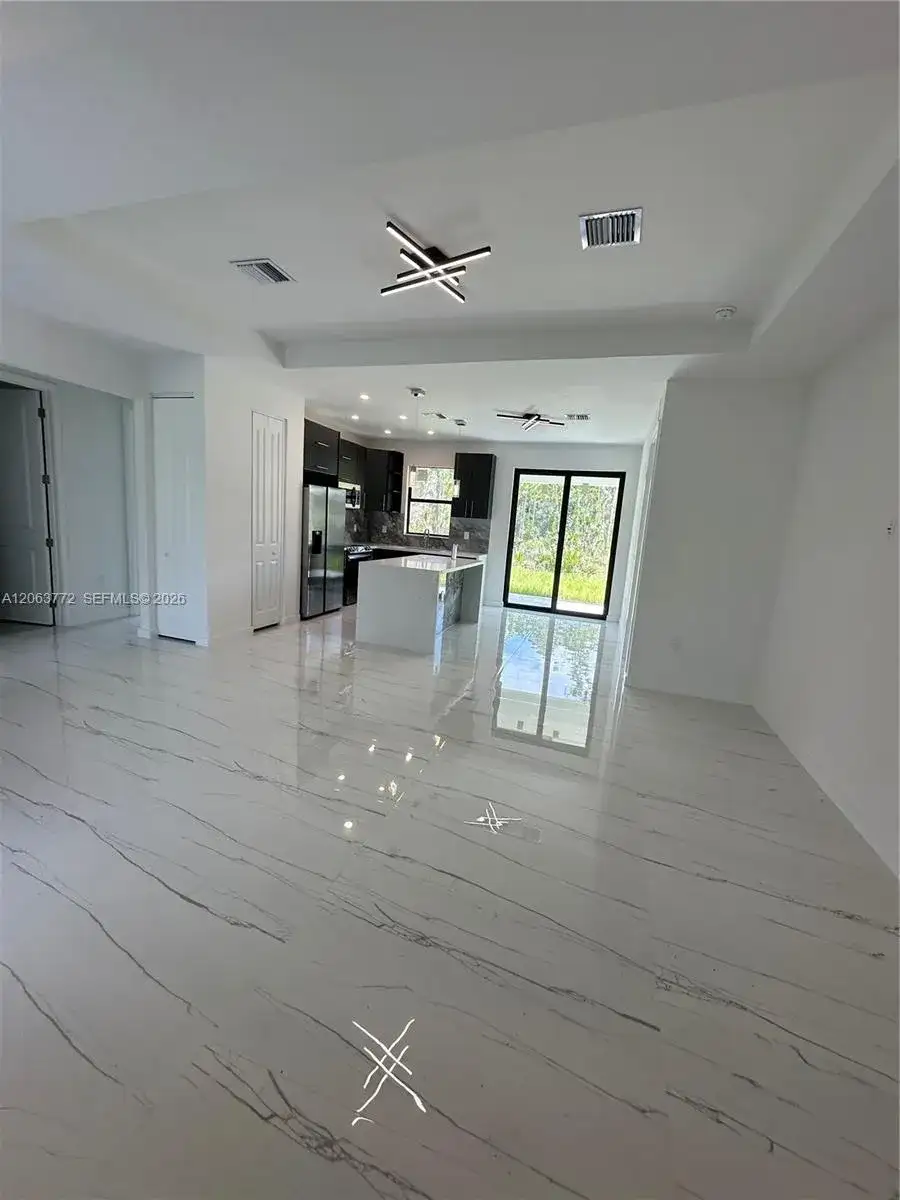 3525 43 Ave, N.E., Naples FL 34120 photo 5
