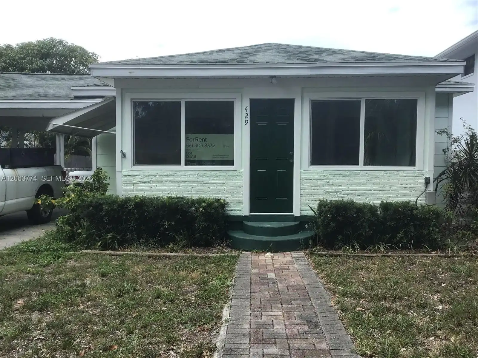 429 49th St, West Palm Beach FL 33407