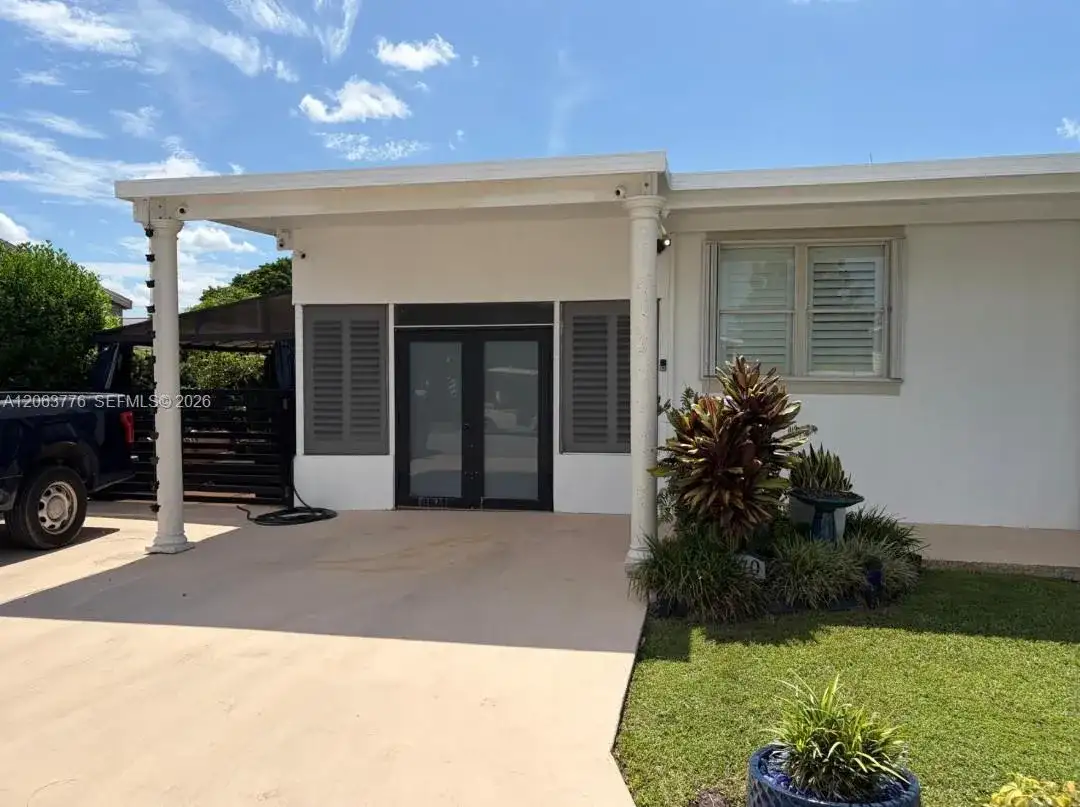19800 SW 180 ave unit 570, Miami FL 33187 photo 3