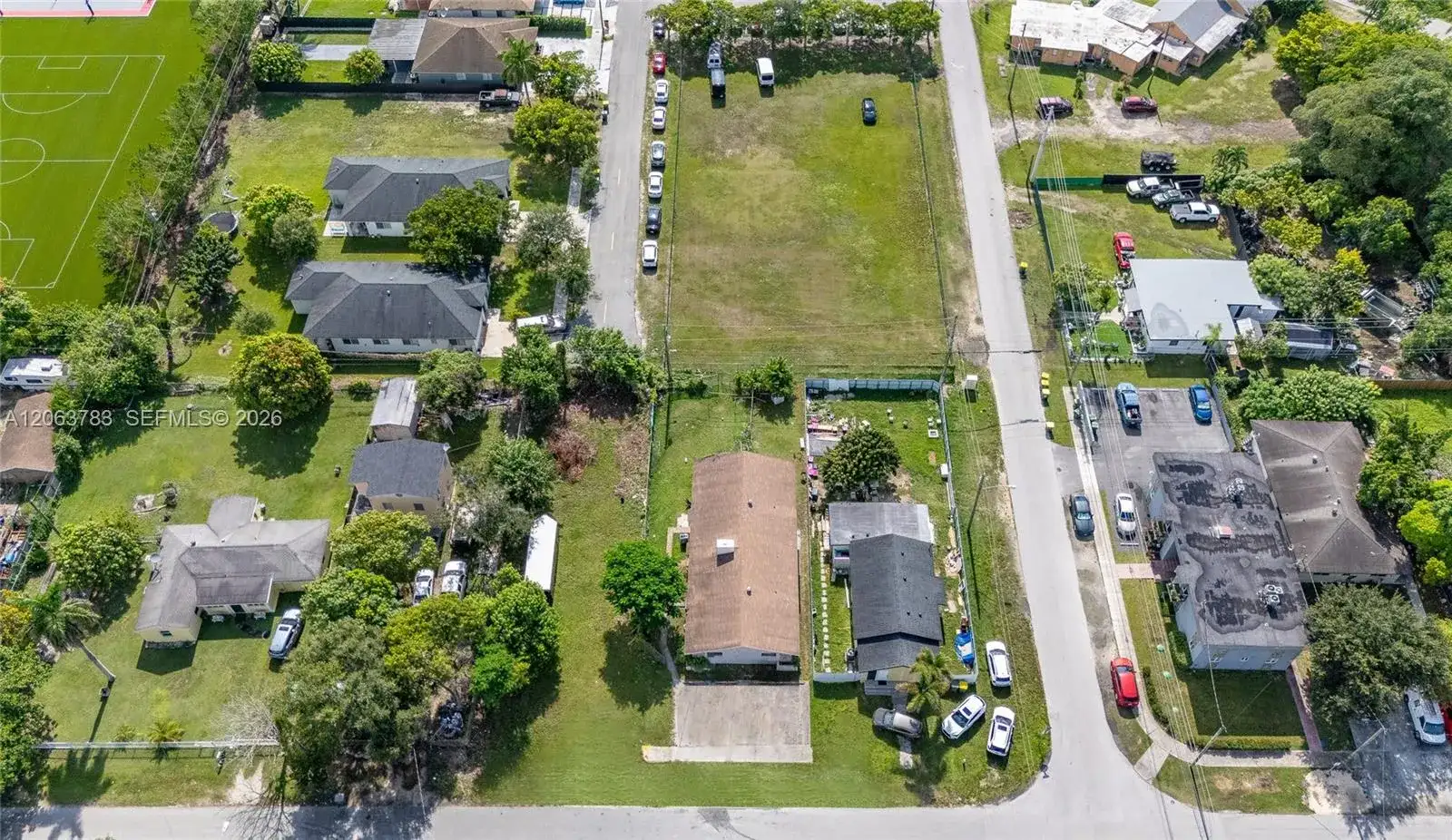 963 NE 5th Ave, Homestead FL 33030 photo 5