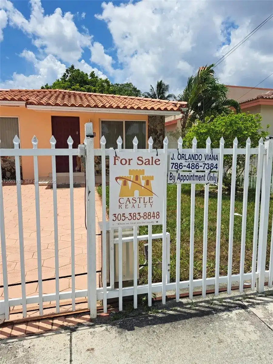 3062 SW 14th St, Miami FL 33145 photo 2