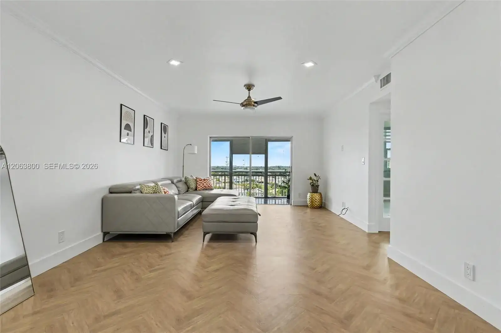4400 Hillcrest Dr # 1005A, Hollywood FL 33021 photo 2