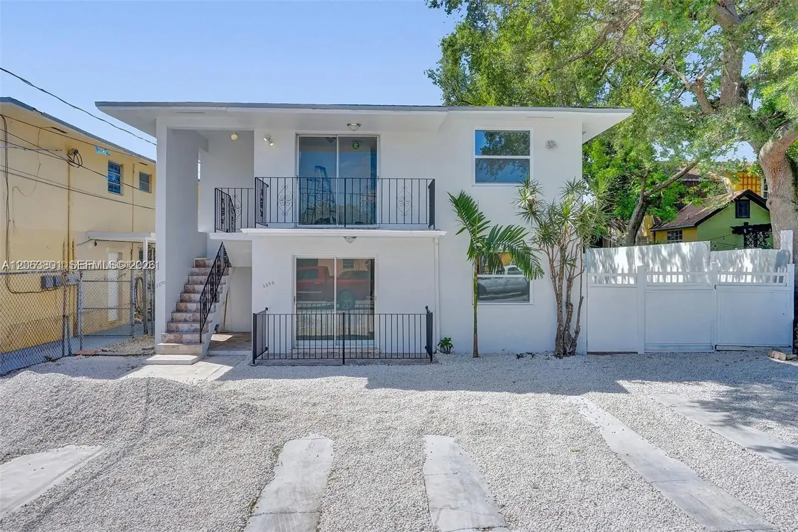 3290 NW 4th St # 3290, Miami FL 33125