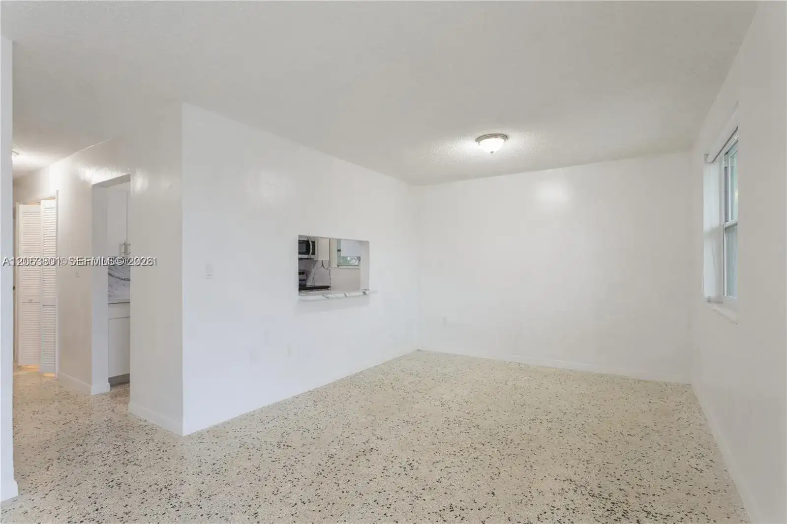 3290 NW 4th St # 3290, Miami FL 33125 photo 5