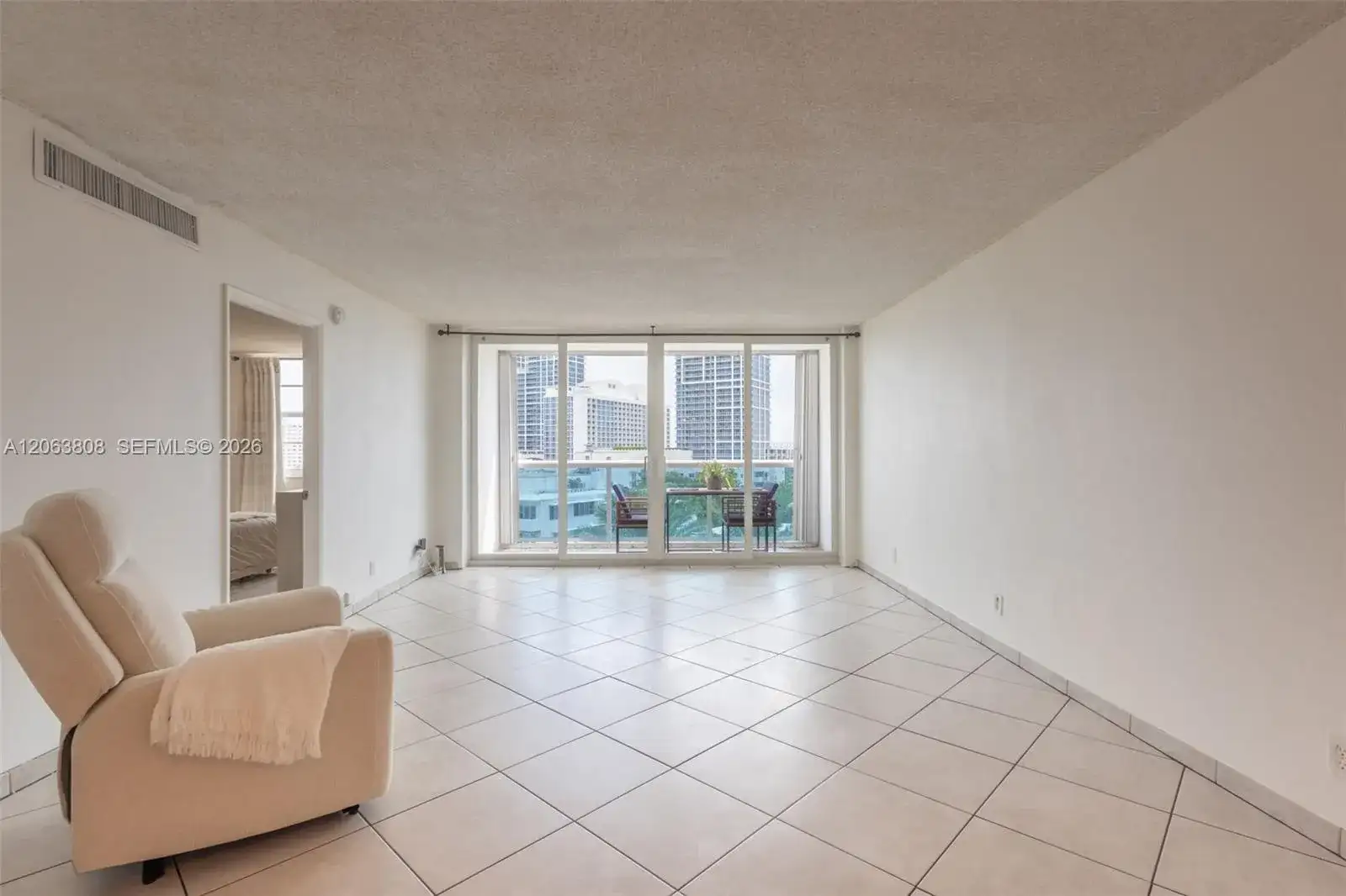 6770 Indian Creek Dr # 7B, Miami Beach FL 33141 photo 2