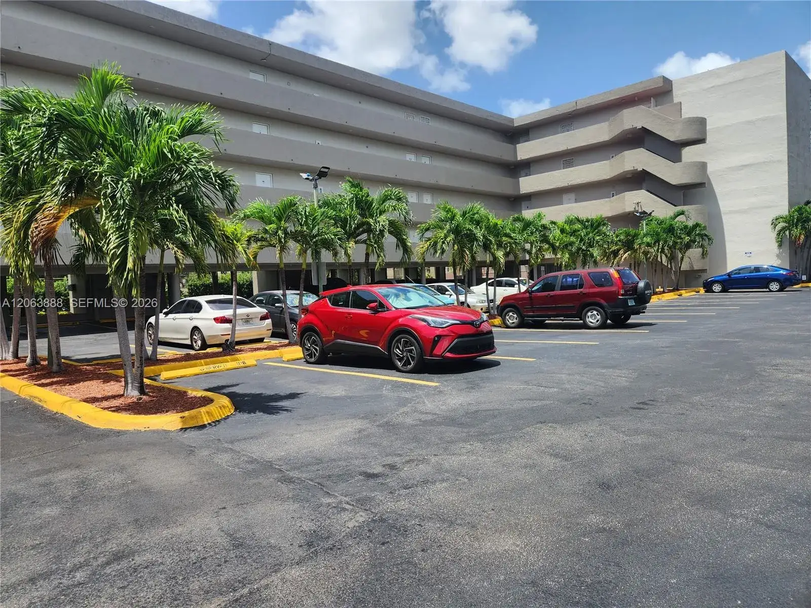 802 NW 87th Ave # 312, Miami FL 33172