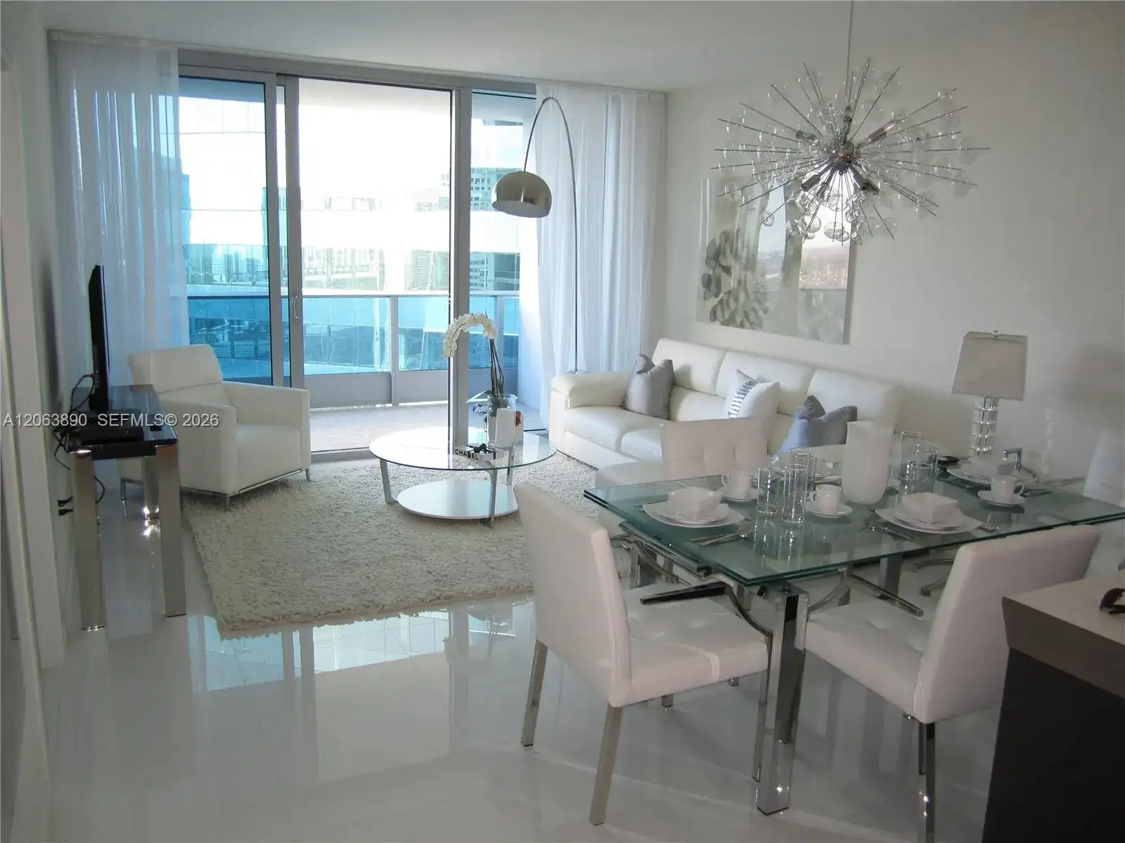 200 Biscayne Boulevard Way # 3809, Miami FL 33131 photo 3