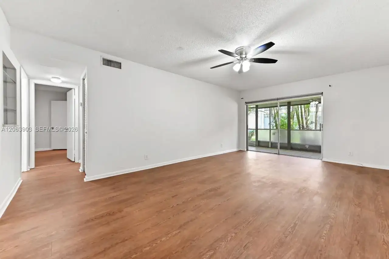 10789 N Military Trl # 9, Palm Beach Gardens FL 33410 photo 4