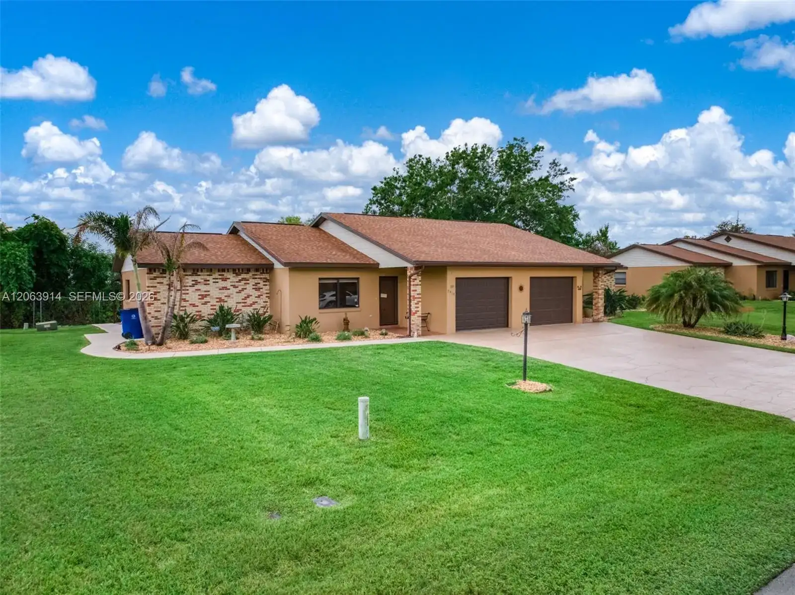 2418 Hidden Creek Cir, Sebring FL 33870 photo 5