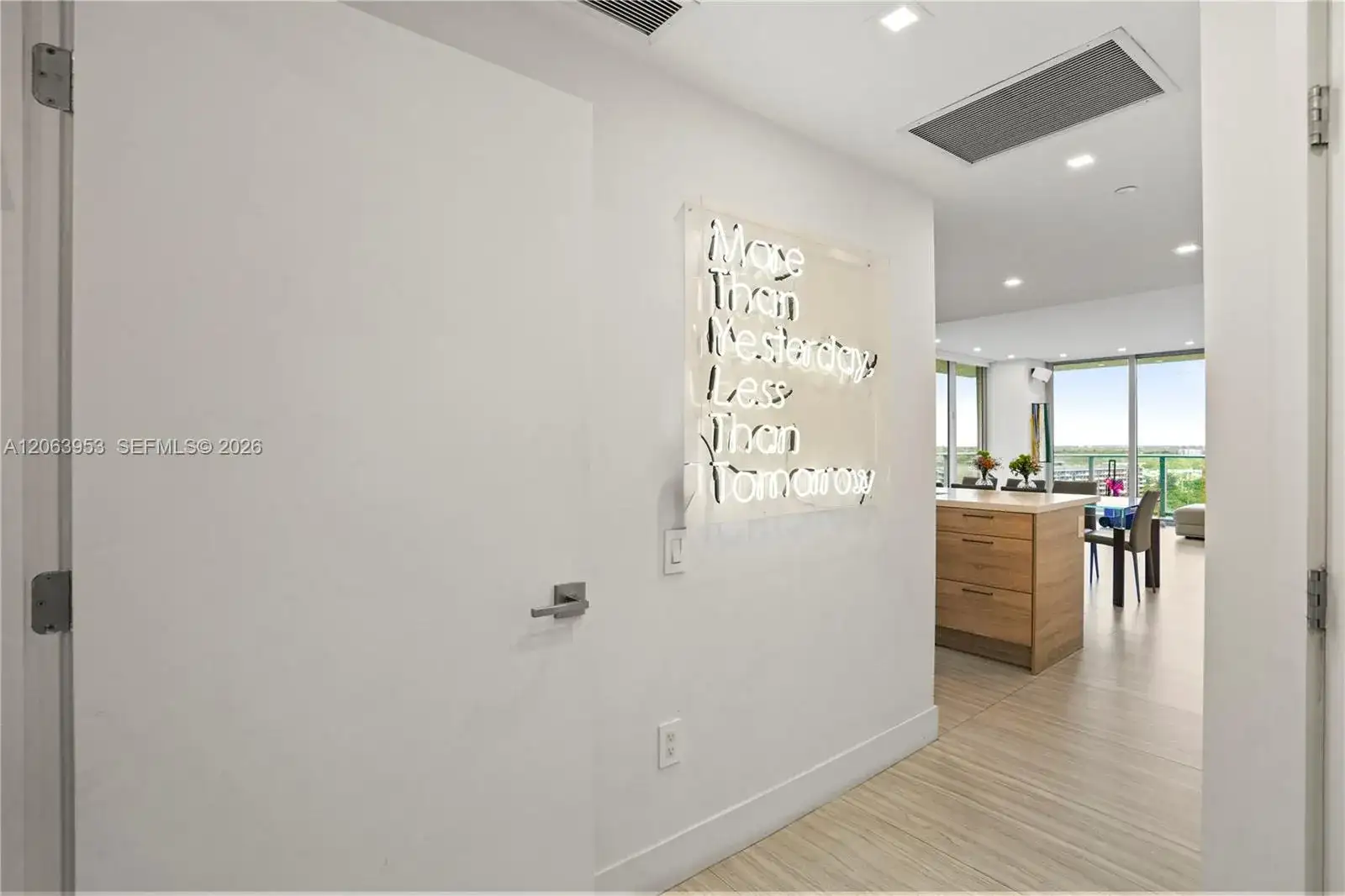 16385 Biscayne Blvd, North Miami Beach FL 33160 photo 3