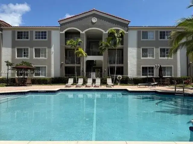 6831 SW 44th St # 203, Miami FL 33155 photo 2