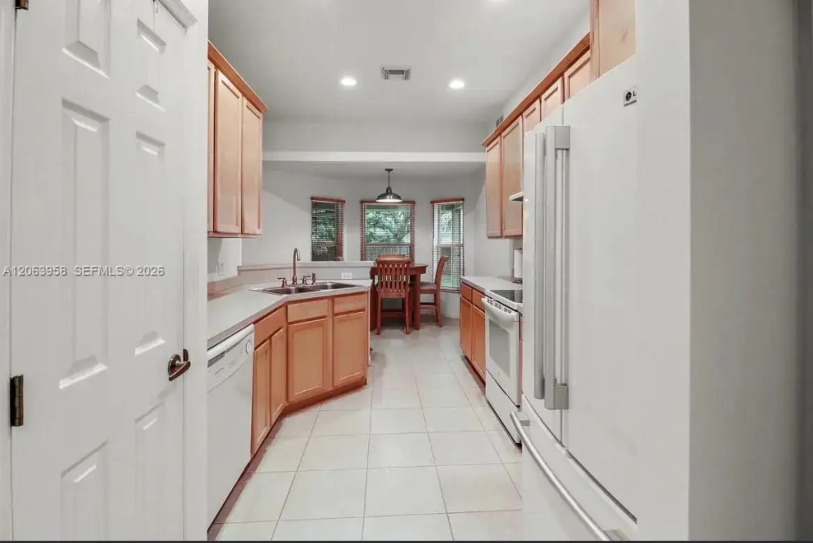 679 Sw post terrace # 1, Port St. Lucie FL 34953 photo 2
