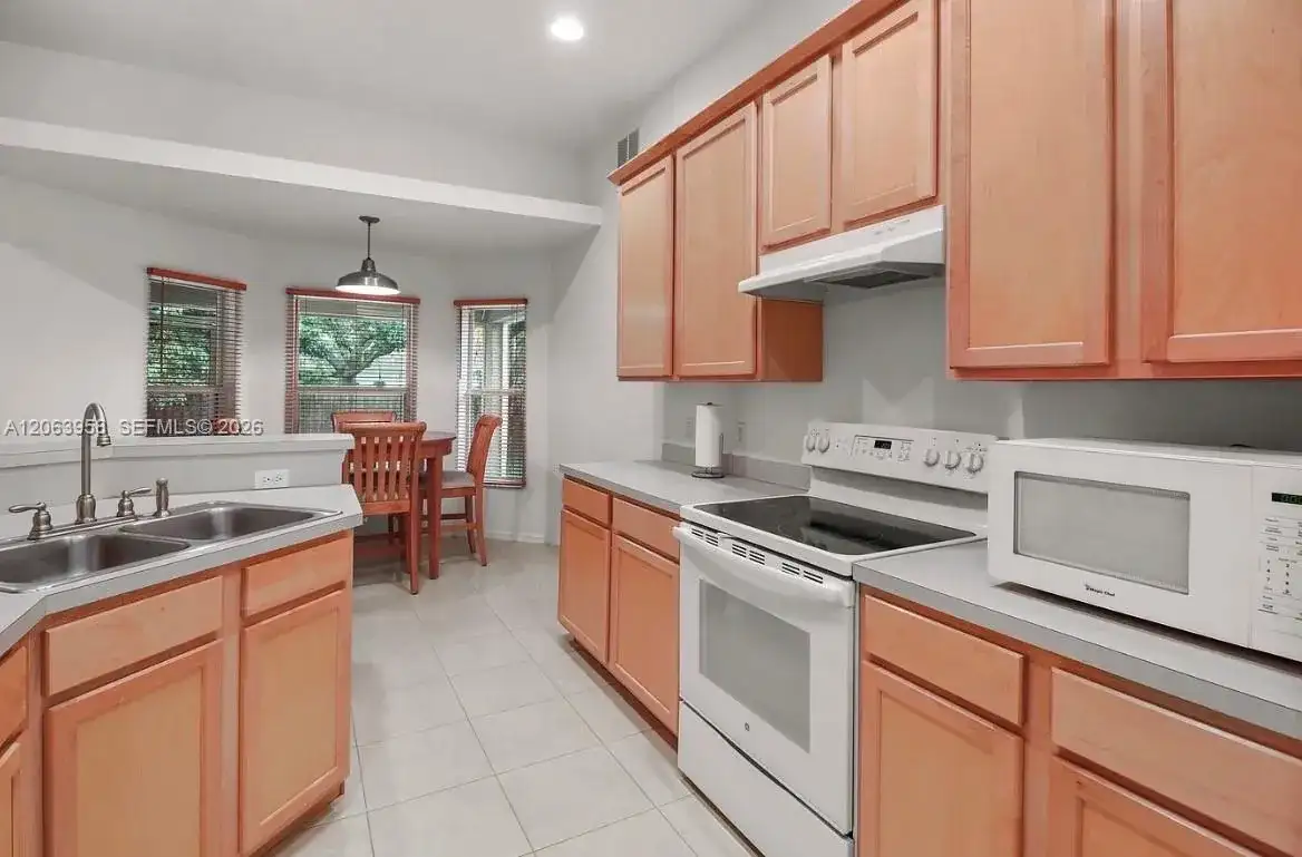 679 Sw post terrace # 1, Port St. Lucie FL 34953 photo 3