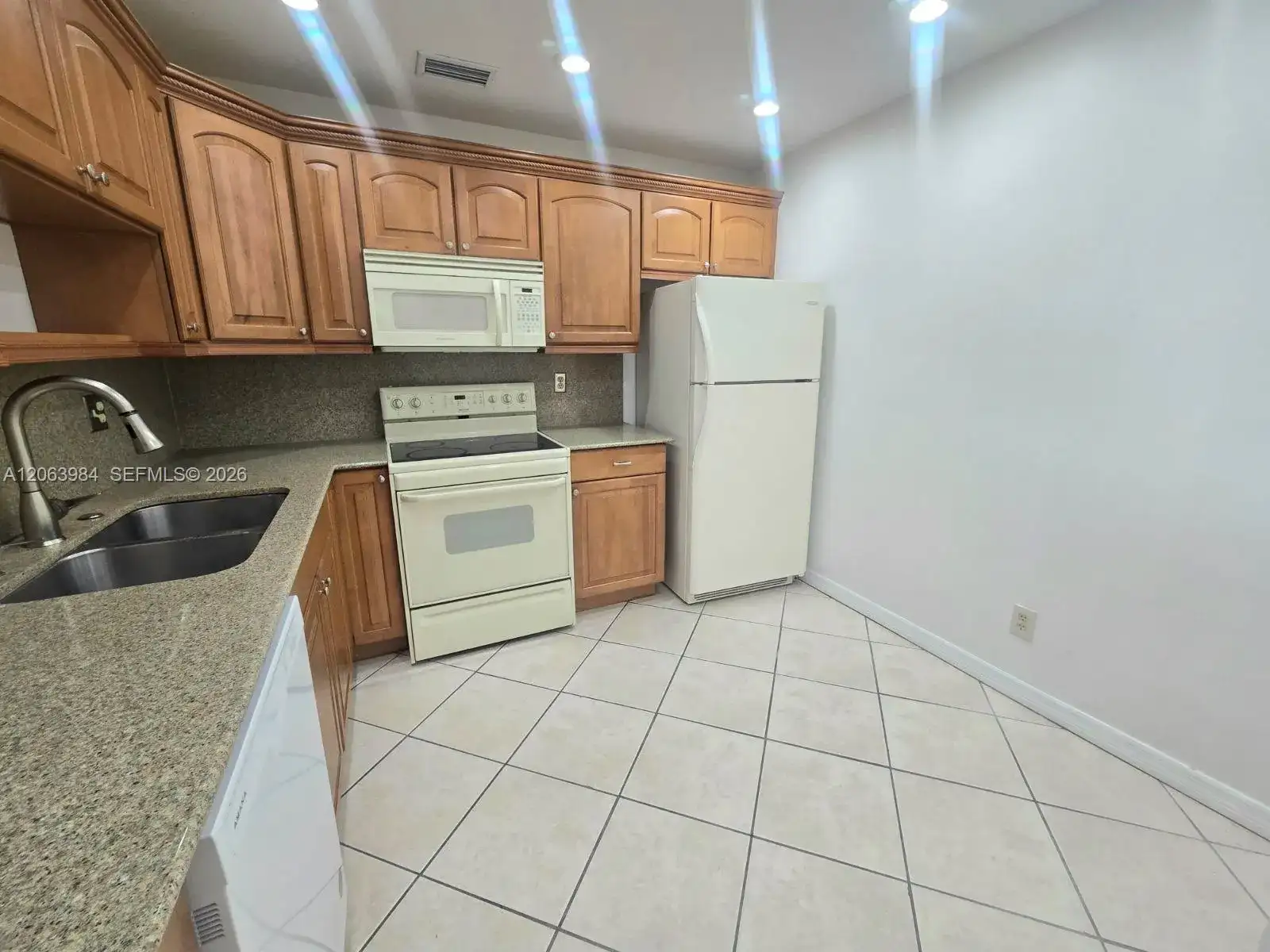 11588 SW 112th Ave, Miami FL 33176 photo 4