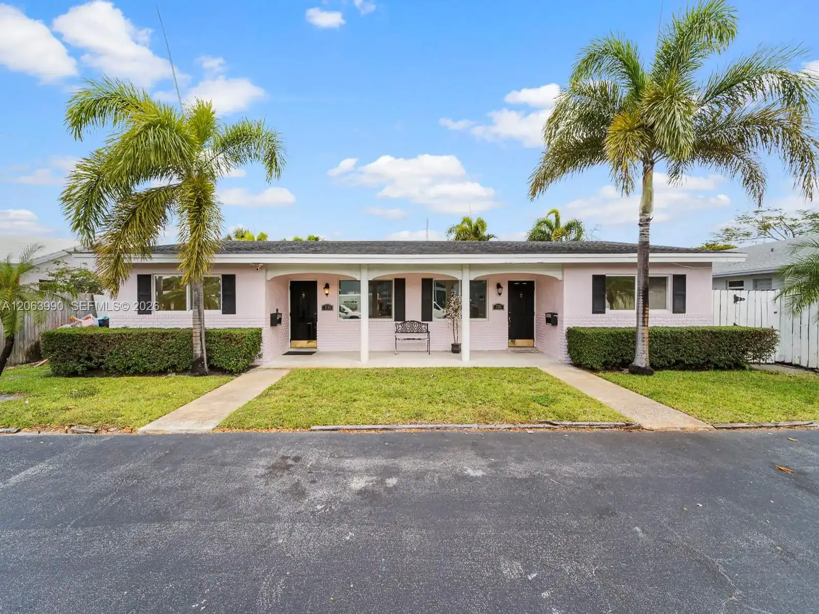1761-1763 NE 52nd St, Fort Lauderdale FL 33334