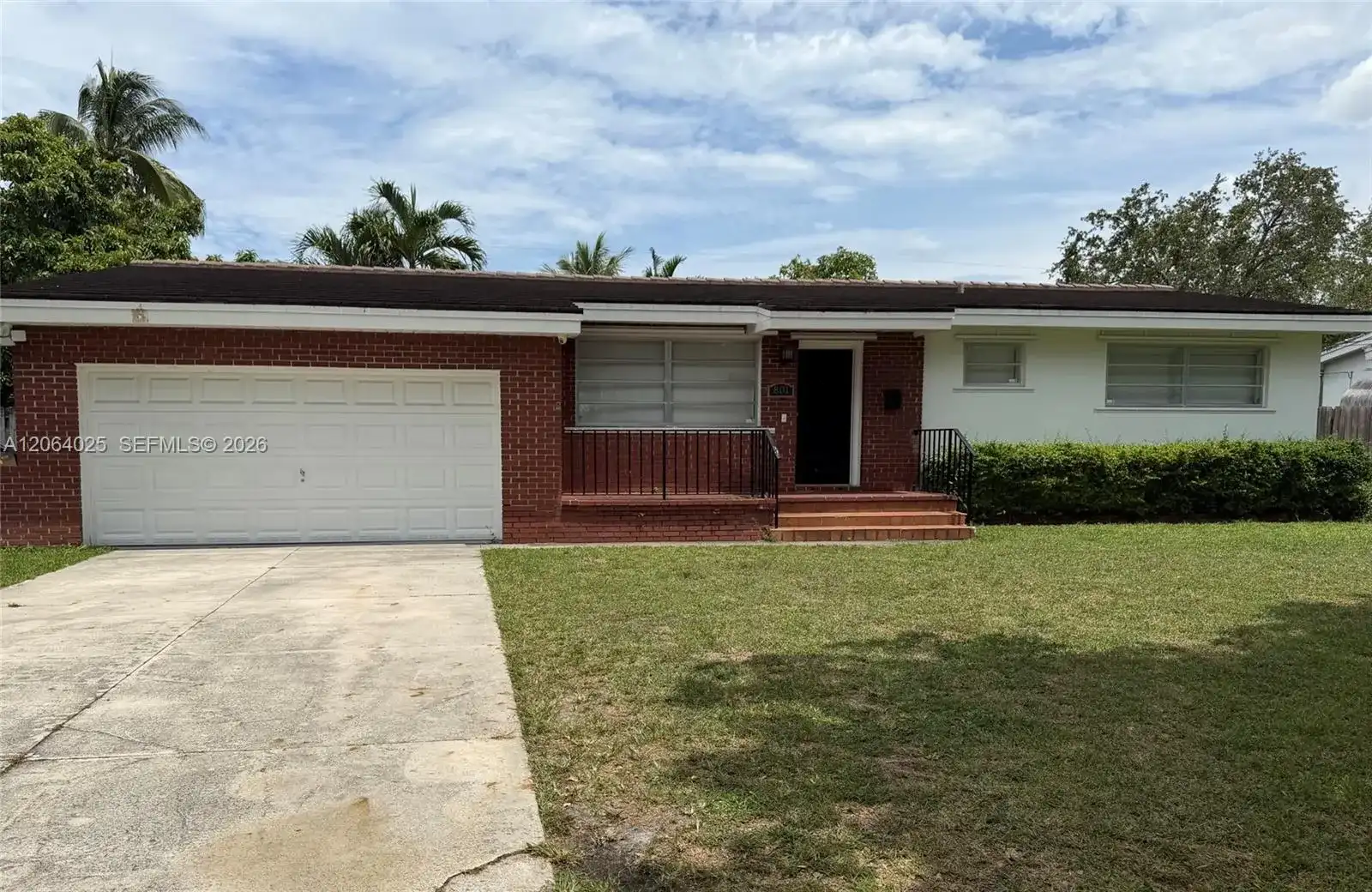 801 Albatross St, Miami Springs FL 33166