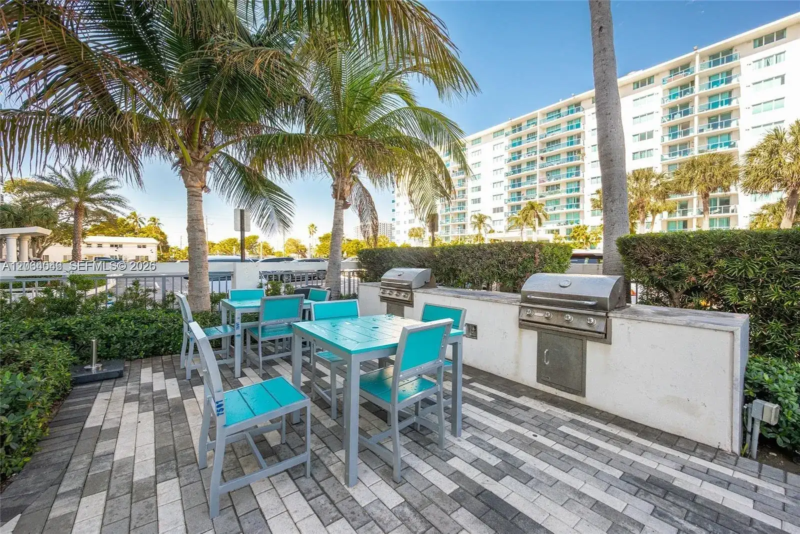 7501 E Treasure Dr # 7H, North Bay Village FL 33141 photo 3
