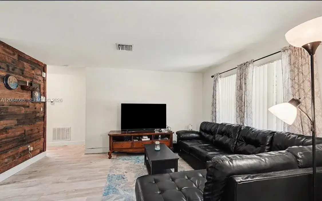 2184 Dordon # 0, Melbourne FL 32935 photo 3