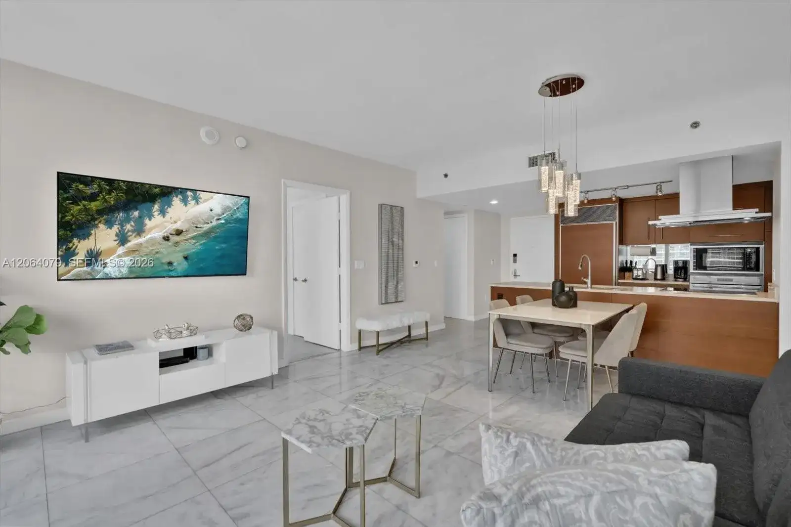 485 Brickell Ave # 2103, Miami FL 33131 photo 5