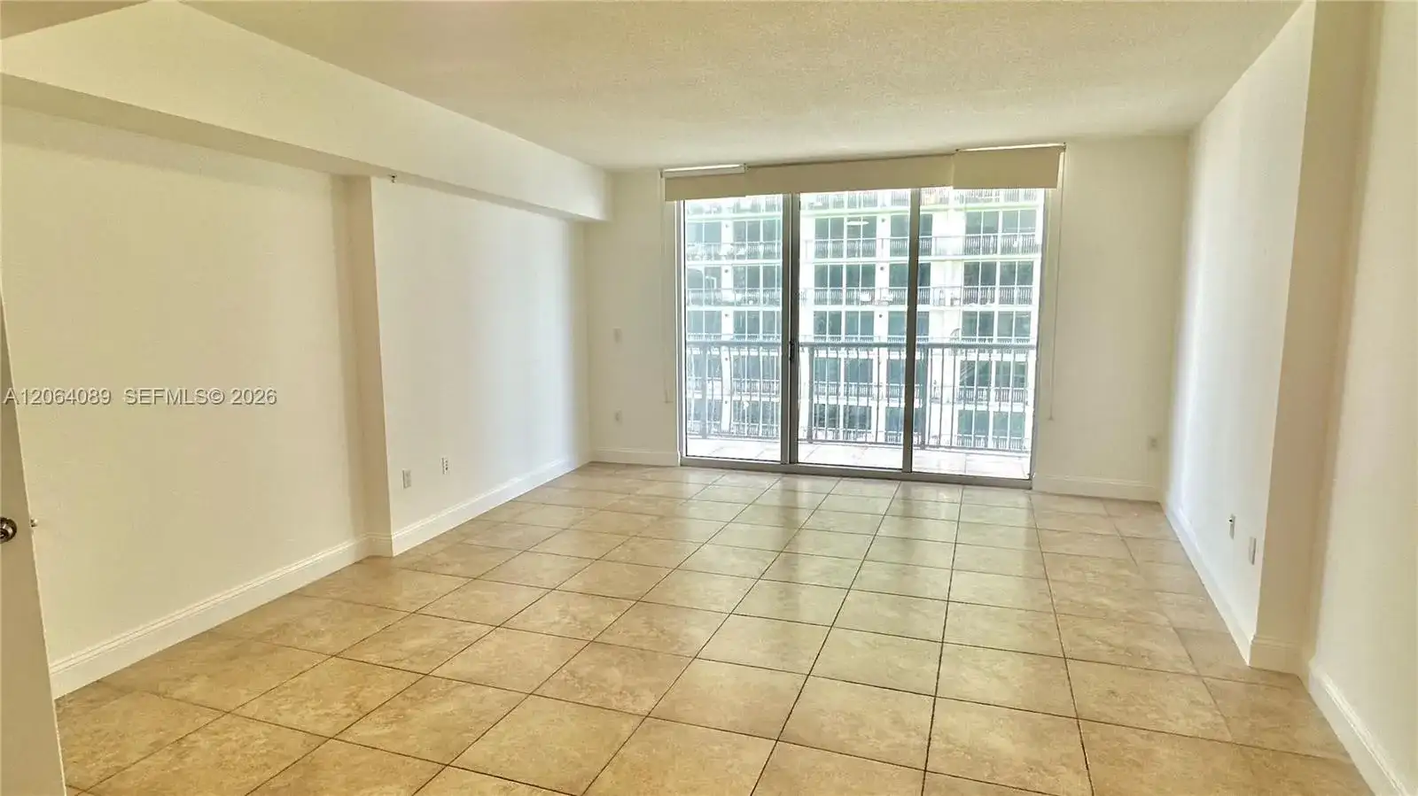 1750 N Bayshore Dr # 2607, Miami FL 33132 photo 3
