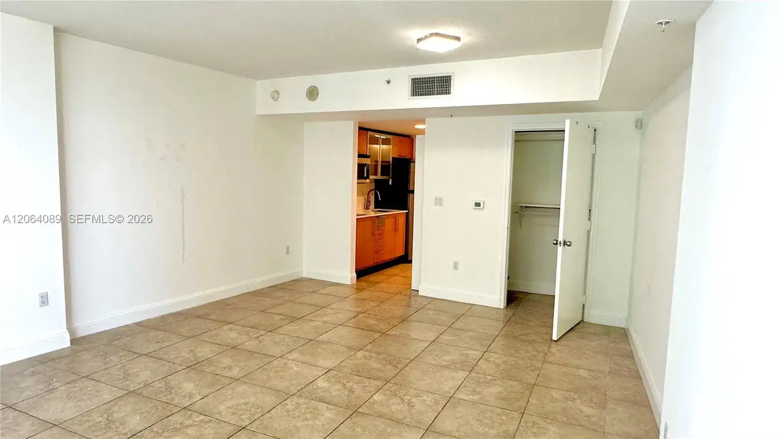 1750 N Bayshore Dr # 2607, Miami FL 33132 photo 4