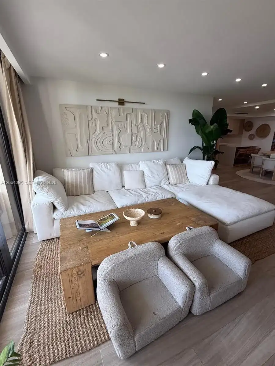 1111 Crandon Blvd # B1004, Key Biscayne FL 33149