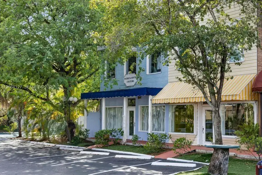 4066 W Broward Blvd Suite 6, Plantation FL 33317 photo 2