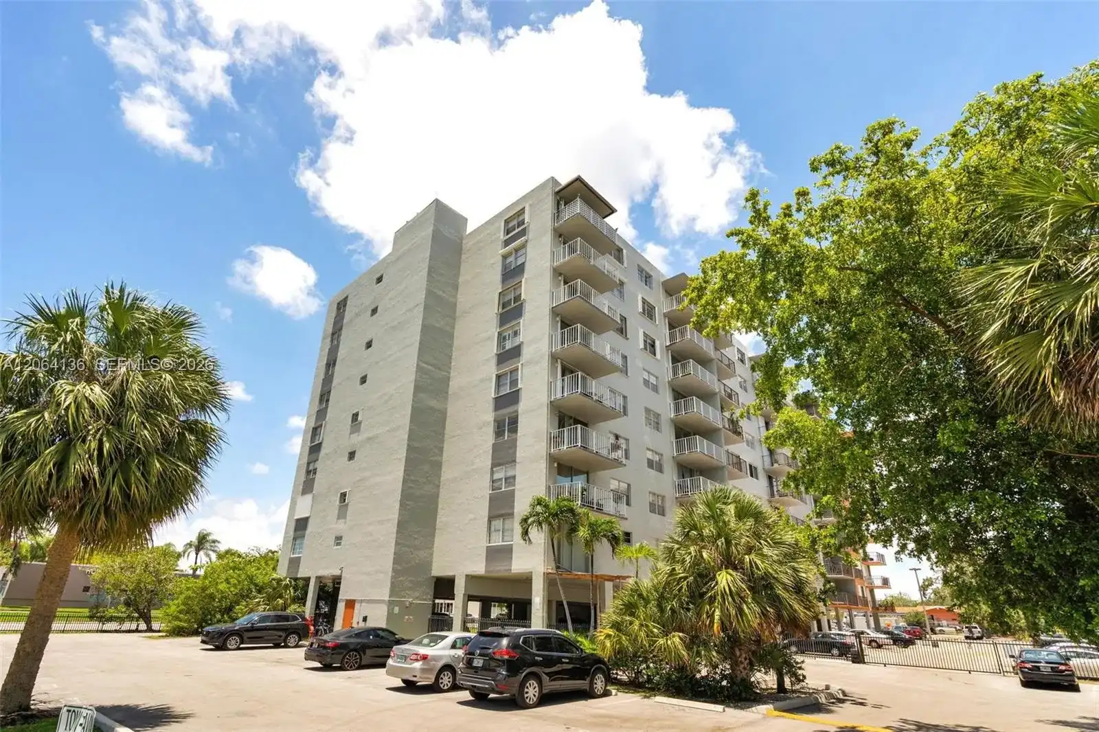 1465 NE 123rd St # 416, North Miami FL 33161