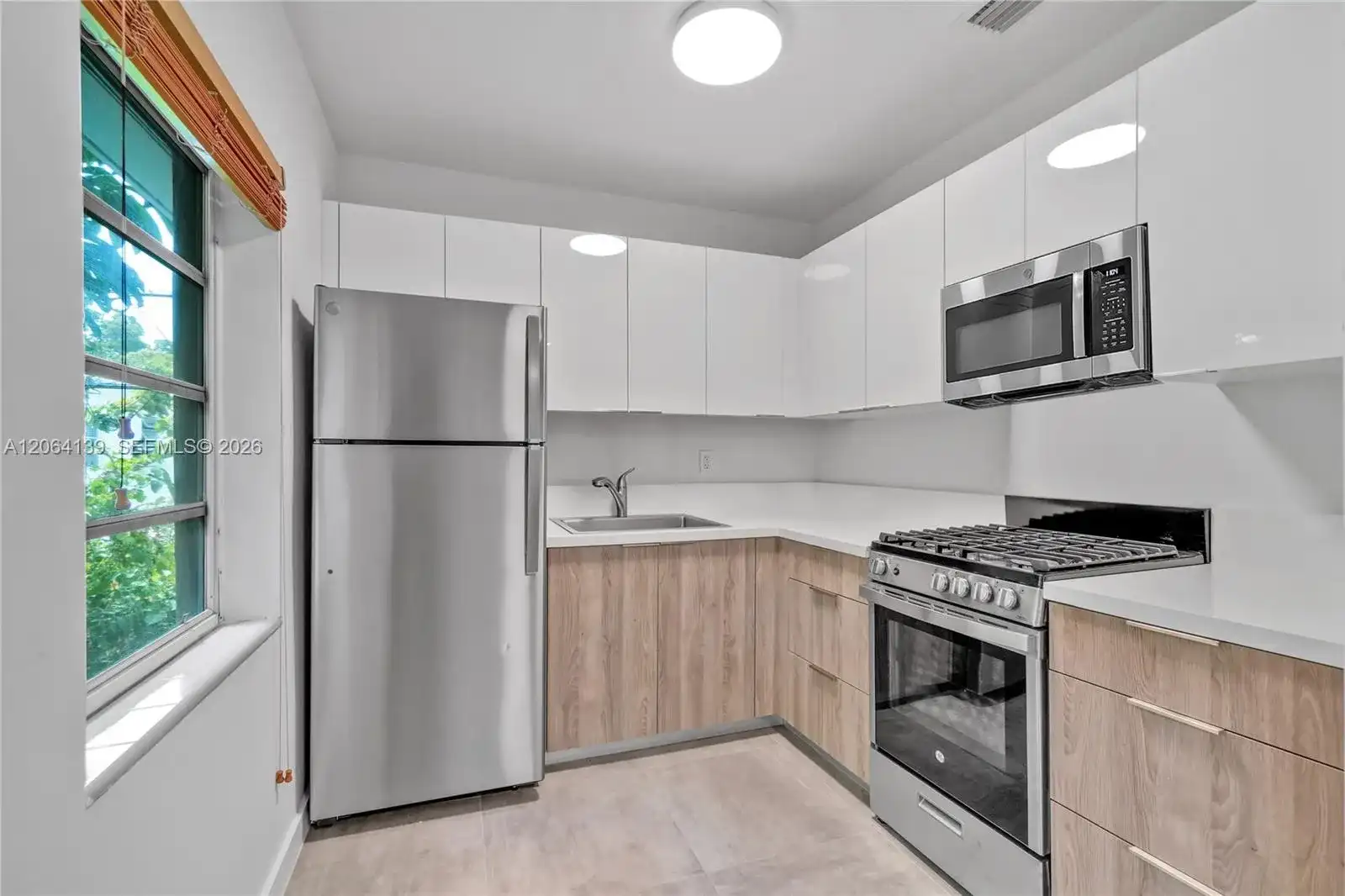 411 Santander Ave # 1, Coral Gables FL 33134
