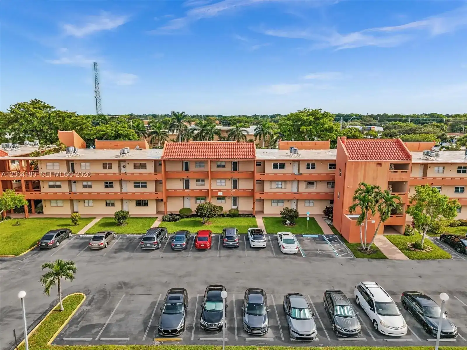 8852 W Mcnab Rd # 203, Tamarac FL 33321