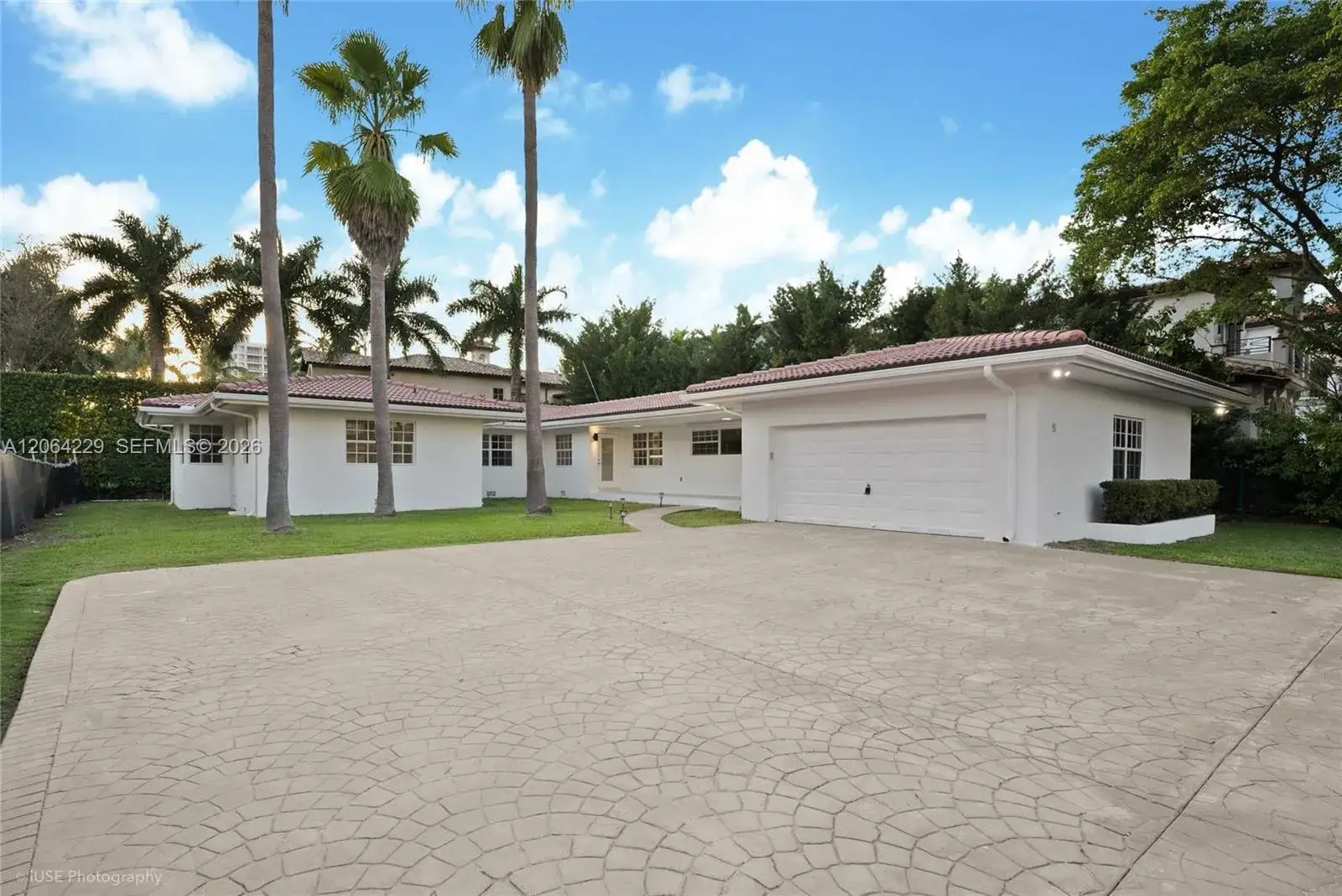 52 Camden Dr, Bal Harbour FL 33154 photo 5