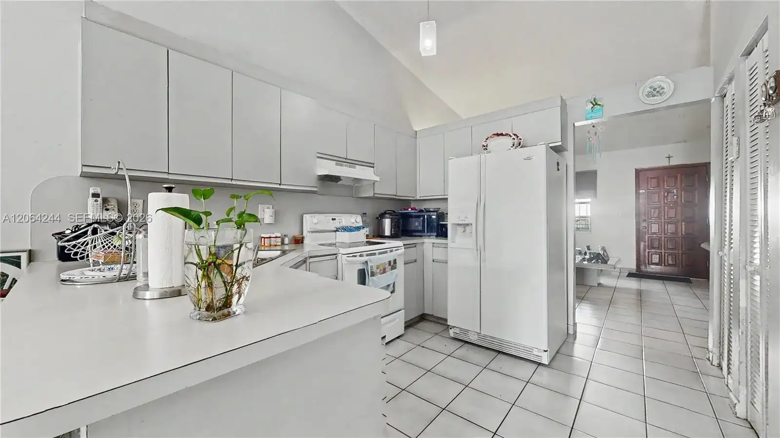 5465 W 21st Ct, Hialeah FL 33016 photo 5